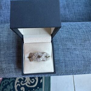 Stunning Silver White Sapphire Women's Ring